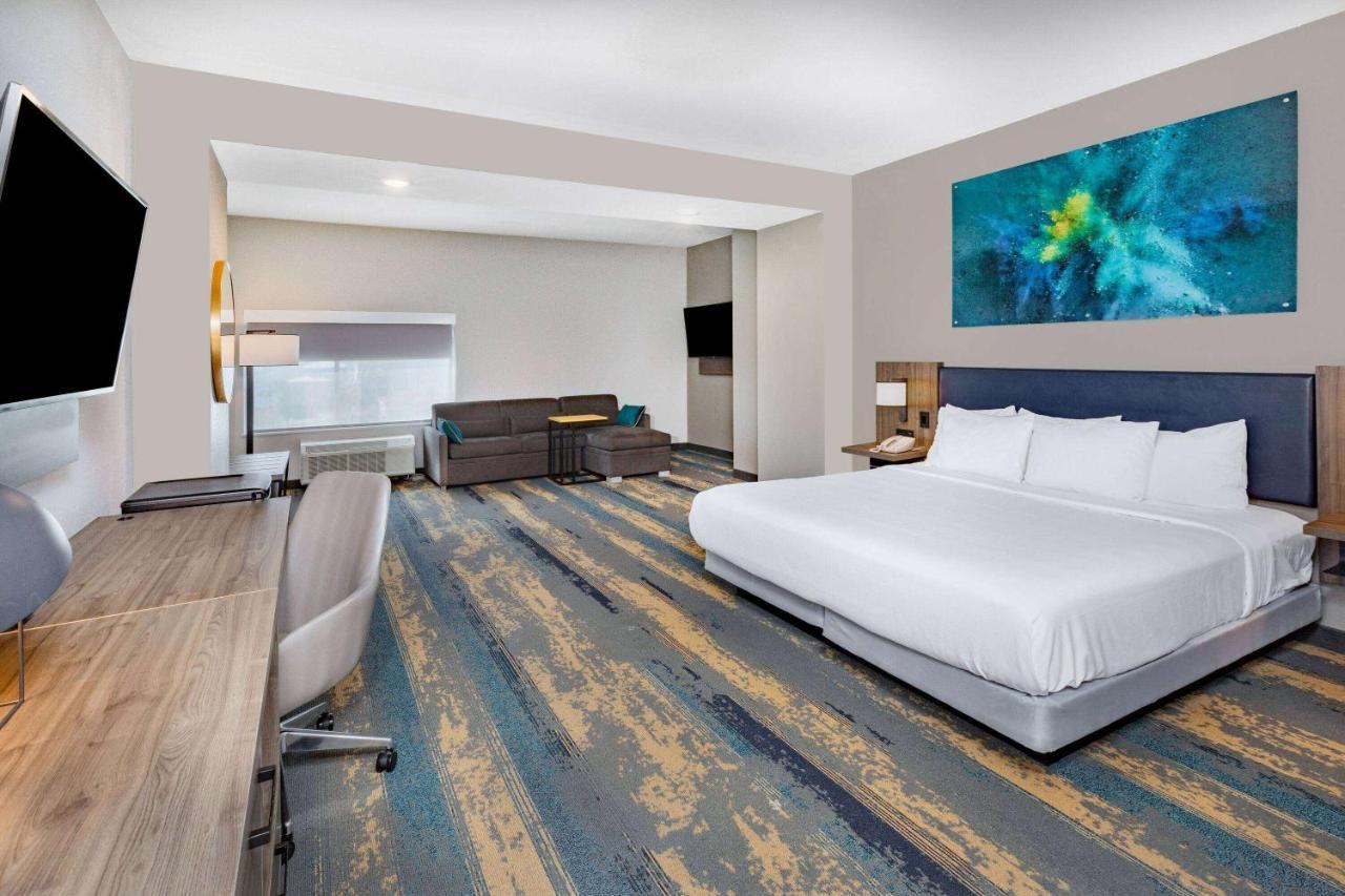 La Quinta Inn & Suites By Wyndham Galveston North At I-45 المظهر الخارجي الصورة